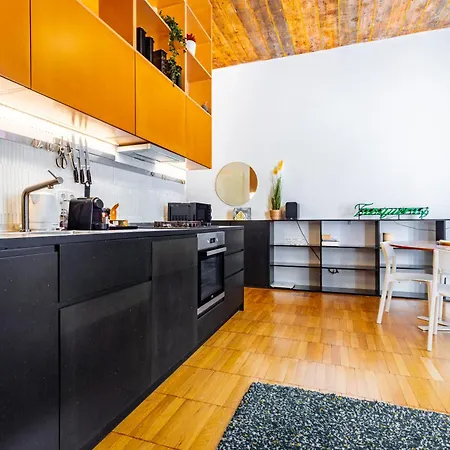 Adm Boutique Old Town Center Loft, Projector - Movie 아파트 *