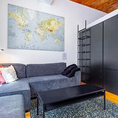 Adm Boutique Old Town Center Loft, Projector - Movie 아파트 브라티슬라바