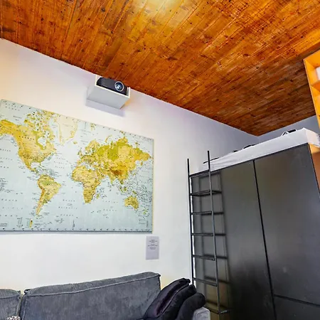 아파트 Adm Boutique Old Town Center Loft, Projector - Movie 브라티슬라바